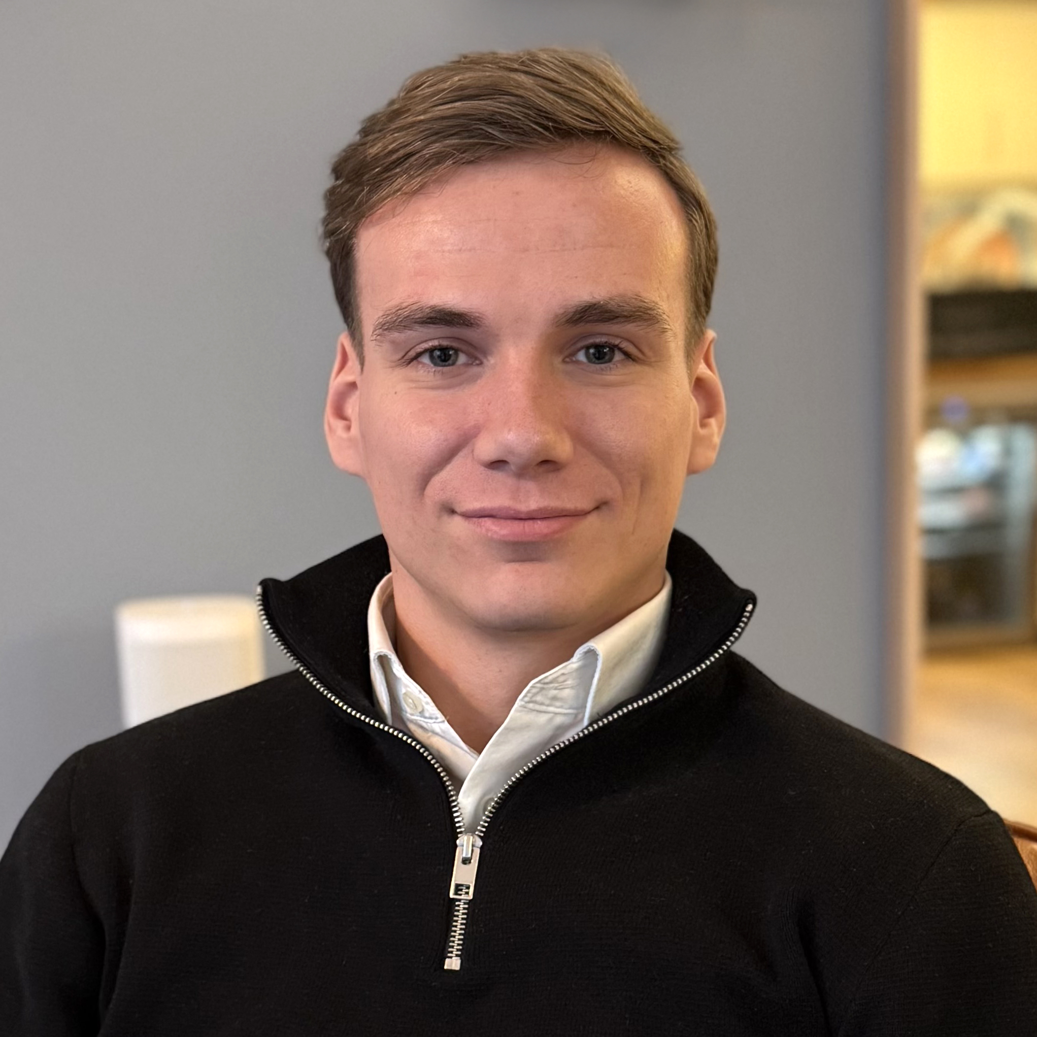 Portrait vom Hörakustikmeister Bastian Hornbacher